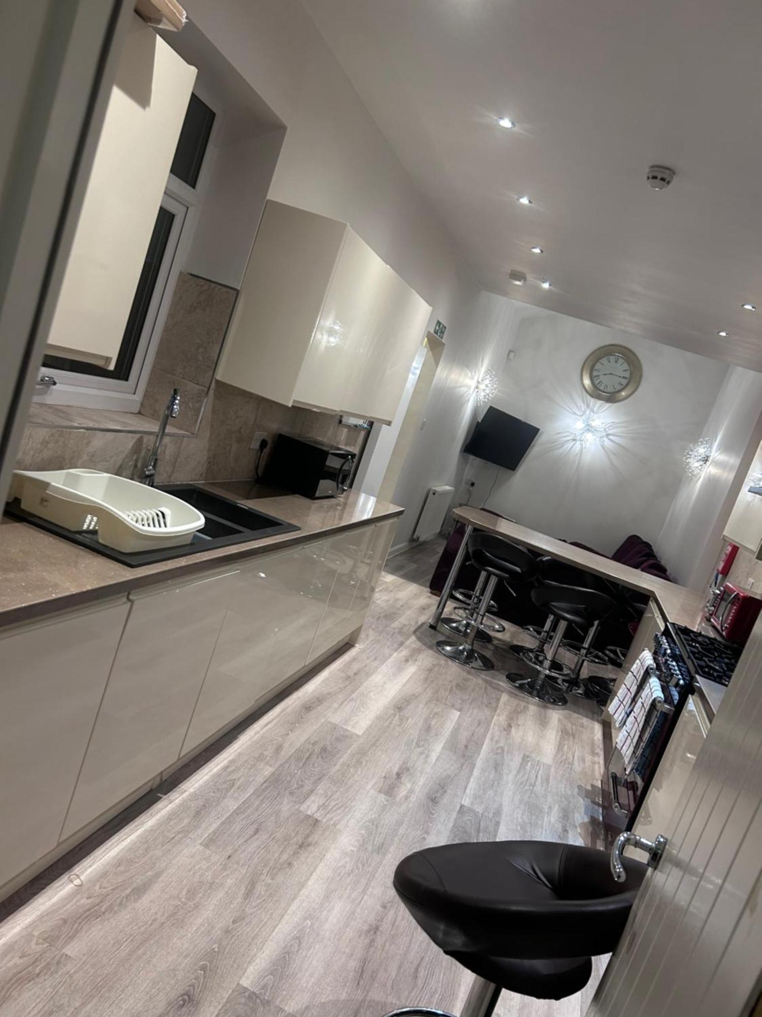 Seaford Guest House Xxx Stoke-on-Trent Esterno foto