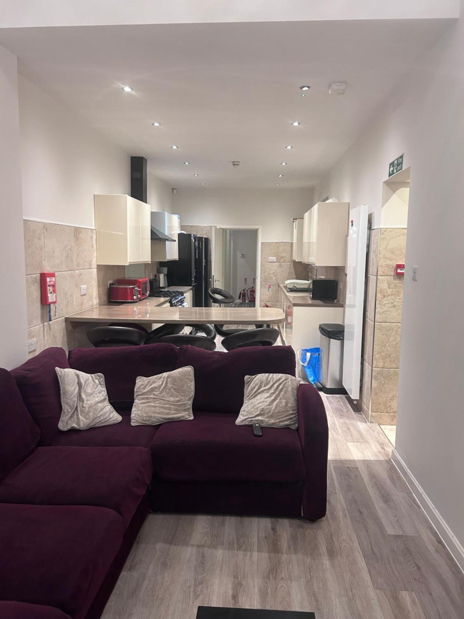 Seaford Guest House Xxx Stoke-on-Trent Esterno foto